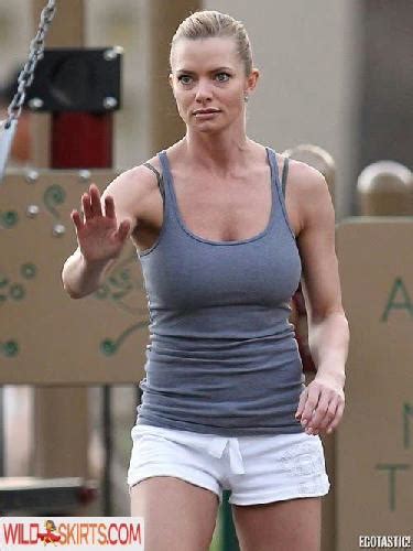 jaime pressly tits|Jaime Pressly Nudes Collection